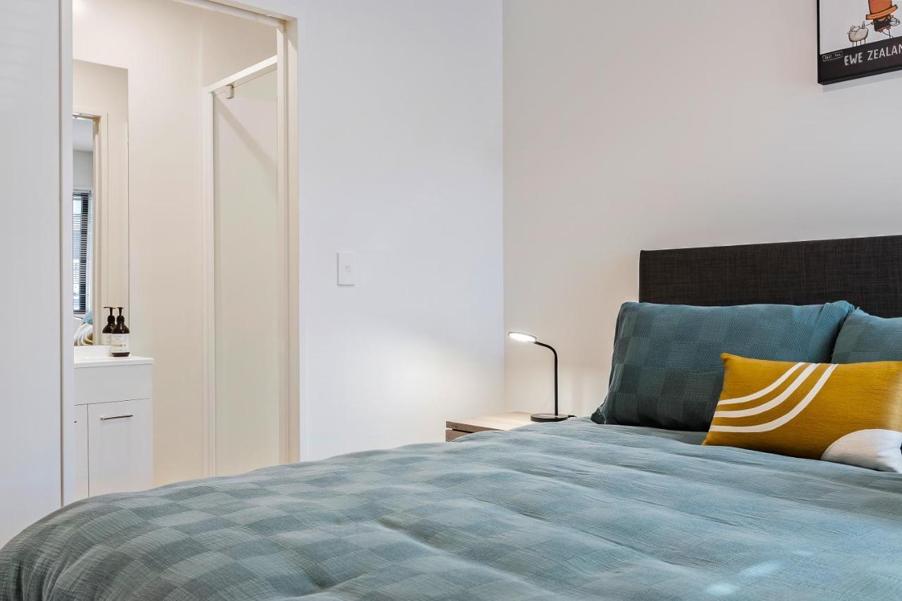 1 Bedroom City Base With Free Car Park Christchurch Buitenkant foto